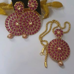 Pink Pendent Set