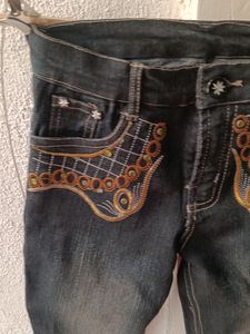 Nice Jeans For College Going Girl
