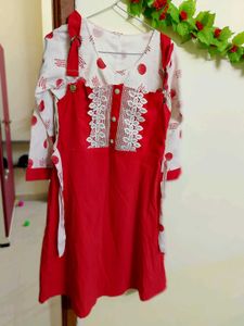 ♥️🤍 Red And White Beautiful Ethentic Top