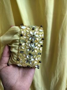 Dazzled End-Sleeve Yellow Top