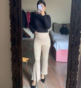 Nude Pant