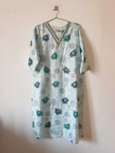 SALE‼️Blue Suit Set With Vibrant Floral Print