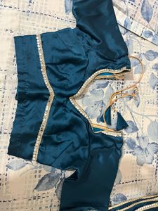 Inddus Solid Saree With Embellished Border