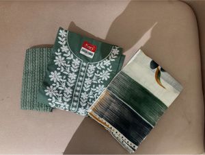 Unstitched Embroidered Suit !