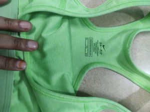 Nike Xl Sports Bra.....