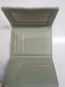 Green Trifold Woven Wallet