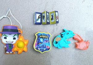 jocker pop it,batman badge and dragon