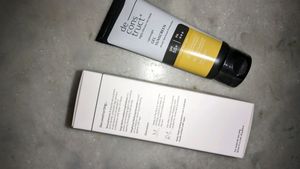 Deconstruct Gel Sunscreen 55+ SPF PA+++