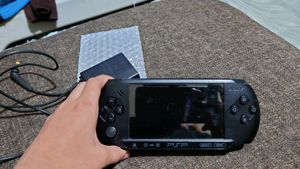 BRAND NEW SONY PSP E1004 (STREET)