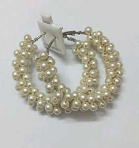 White Pearl Studs 🤍🐻‍❄️