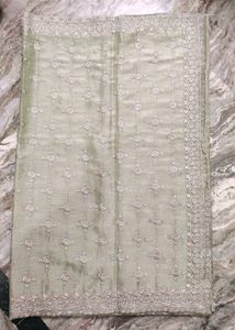 Saare With Blouse And Satin Petticoat