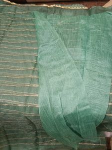 🥀🌻Brand NEW SAREE 🥻With Running Blouse