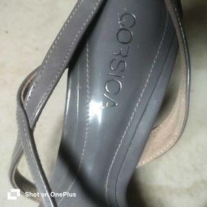 Corsica Grey chic Heels