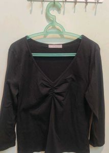 Black Long Sleeves Crop Top