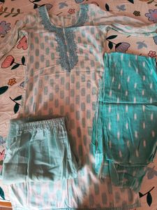 Selling Printed Kurta Set