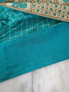 Golden Beats Work Saree