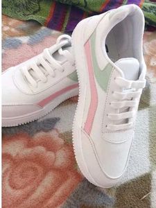 Women's White Stylish Casual Sneakers Shoes
