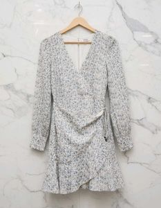 Floral Wrap Dress - Chic &amp; Stylish