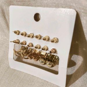 Gold Earring Set ✨