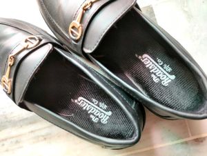 Chunky Loafers 🖤