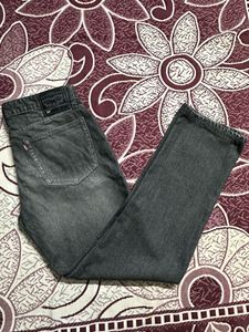 Original Levi&#39;s jeans 513