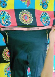 Ye Jeans Or Jaggings mere Size Ke Nahi Hai