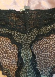 Leopard Lace Cheekies