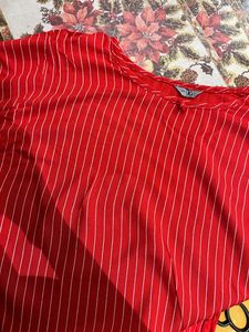 Red Lining Kurti