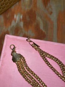 Knot Detail Chain Necklace