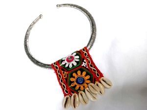 Hasli (hasli necklace)