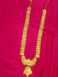 Gorgeous High Gold Long Necklace {Ranihar}