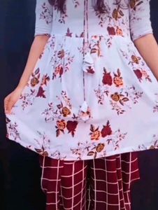 Floral Tunic & Plaid Pants Set
