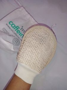 MCaffeine Exfoliating Bath Glove