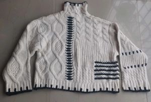 Zara Vintage Wear Aesthetic Sweater