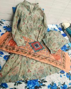 Floral Print Pant  Kameez Suit