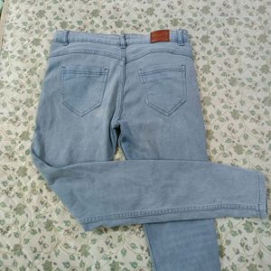 grey skinny jeans