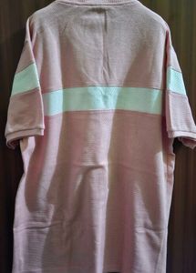 Pink T-shirt  ( Bisexual )