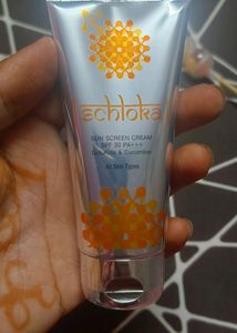 Schloka Sunscreen Spf30 PA+++