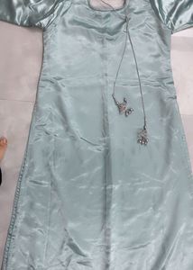 Elegant pakistani set with organza duppatta