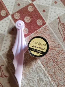 Anour Lemon Crush Lip Scrub And A Face Razor Combo