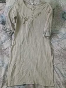 Elegant Embroidered Kurta