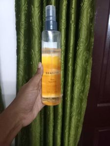 The Oriflame Sensity Sun Sparkle Spray