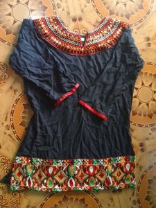 Embroidered Women's Kurta