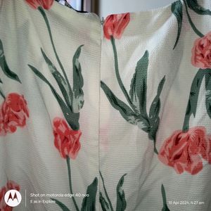 Beautiful 46 Size Floral Dress In Style