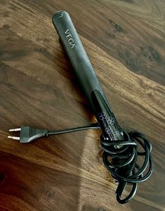 STRAIGHTENER