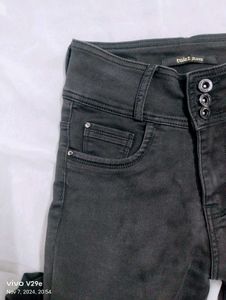 Women Black Jeans