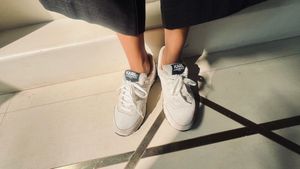 Karl Lagerfeld- Paris Mayu Sneakers