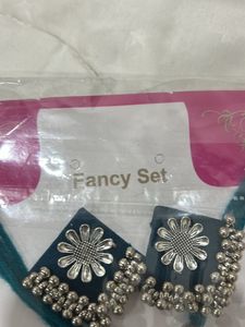 Radha Krishna Nekless Set