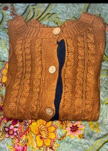 PURE WOOLEN SWEATER BRAND NEW WITHOUT TAG