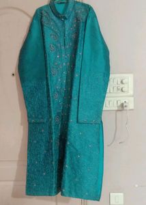 Men&#39;s Embroidered Kurta